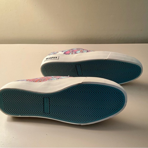 SEEVEES Legend Trina Turk Pink Cosmo Bouquet Canvas Sneakers, 9M - Picture 4 of 4